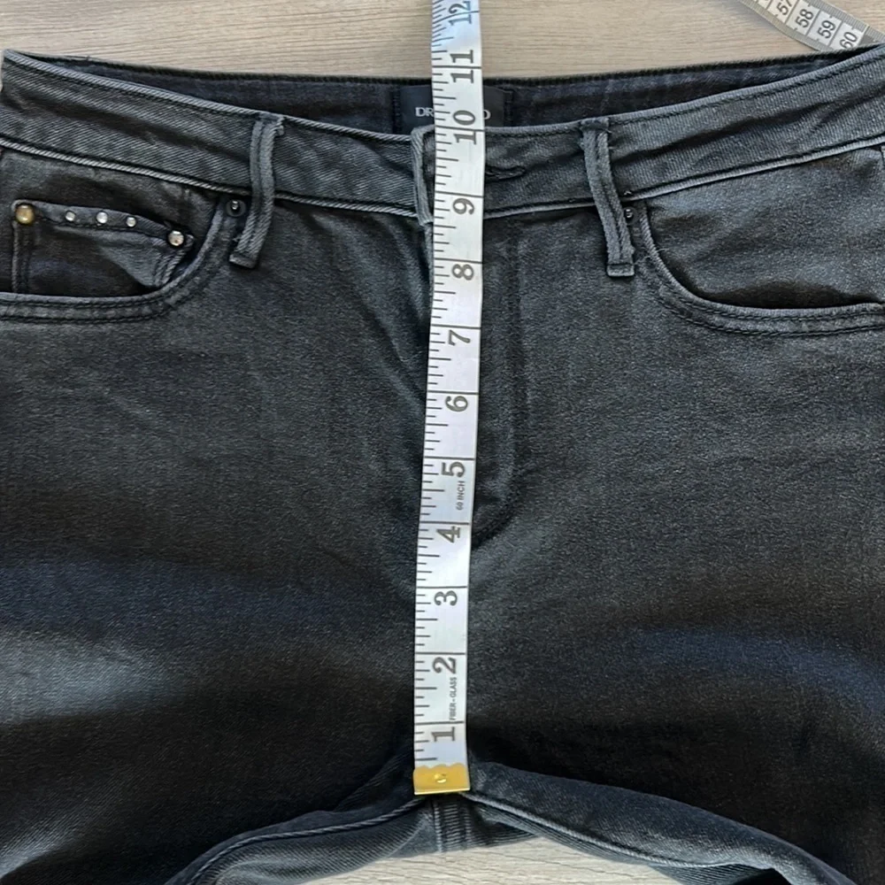 Driftwood Amelia jeans in black size 26 studded